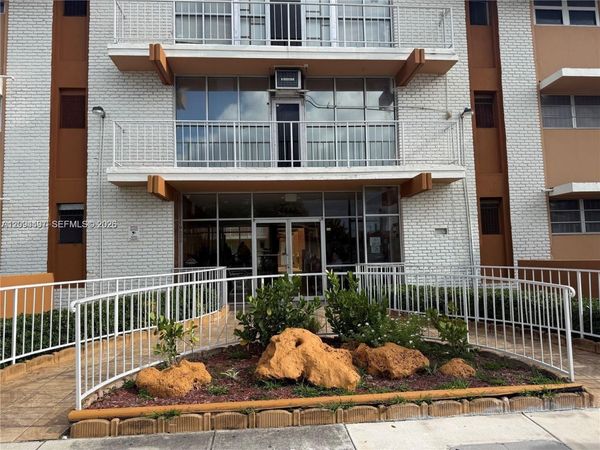 3881 W Flagler St , Unit 315, Miami, FL 33134