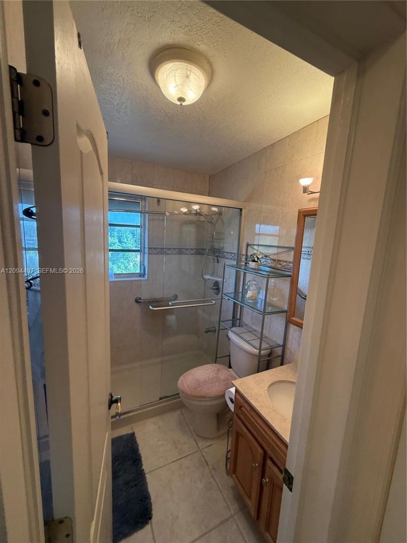 3881 W Flagler St, Unit 315, Miami, FL 33134 Photo
