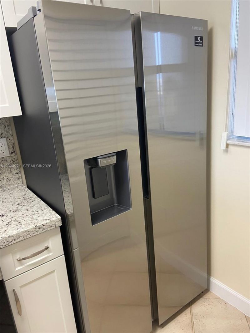 8881 A Fontainebleau Blvd, Unit 307, Miami, FL 33172 Photo