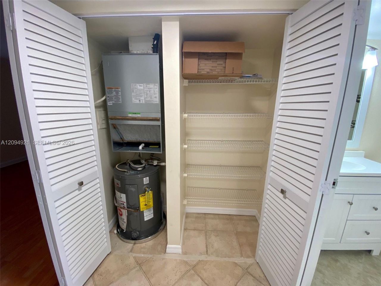 8881 A Fontainebleau Blvd, Unit 307, Miami, FL 33172 Photo