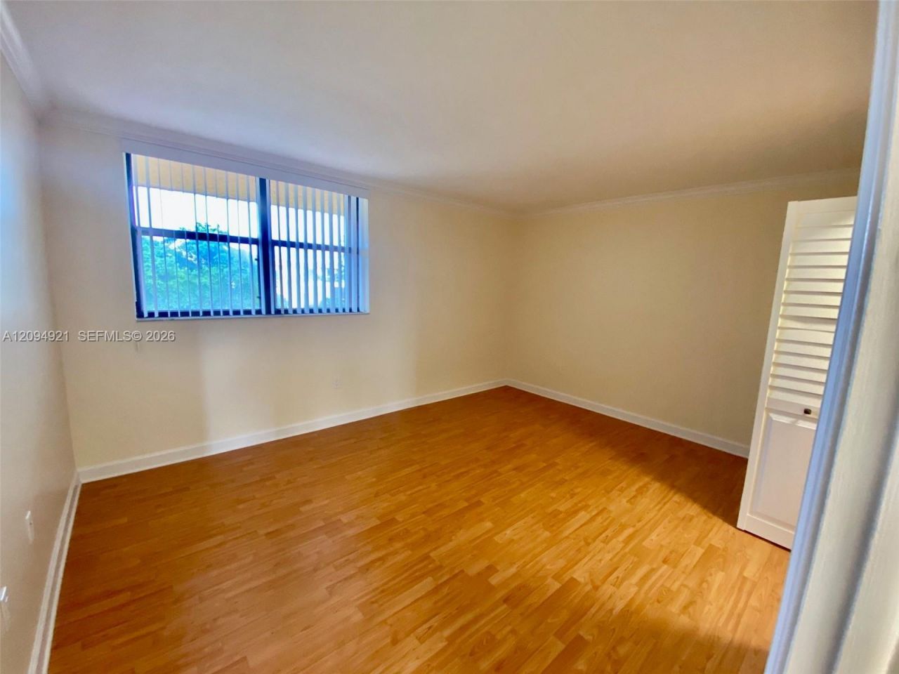 8881 A Fontainebleau Blvd, Unit 307, Miami, FL 33172 Photo