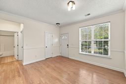 2895 Sweetleaf Lane photo 4