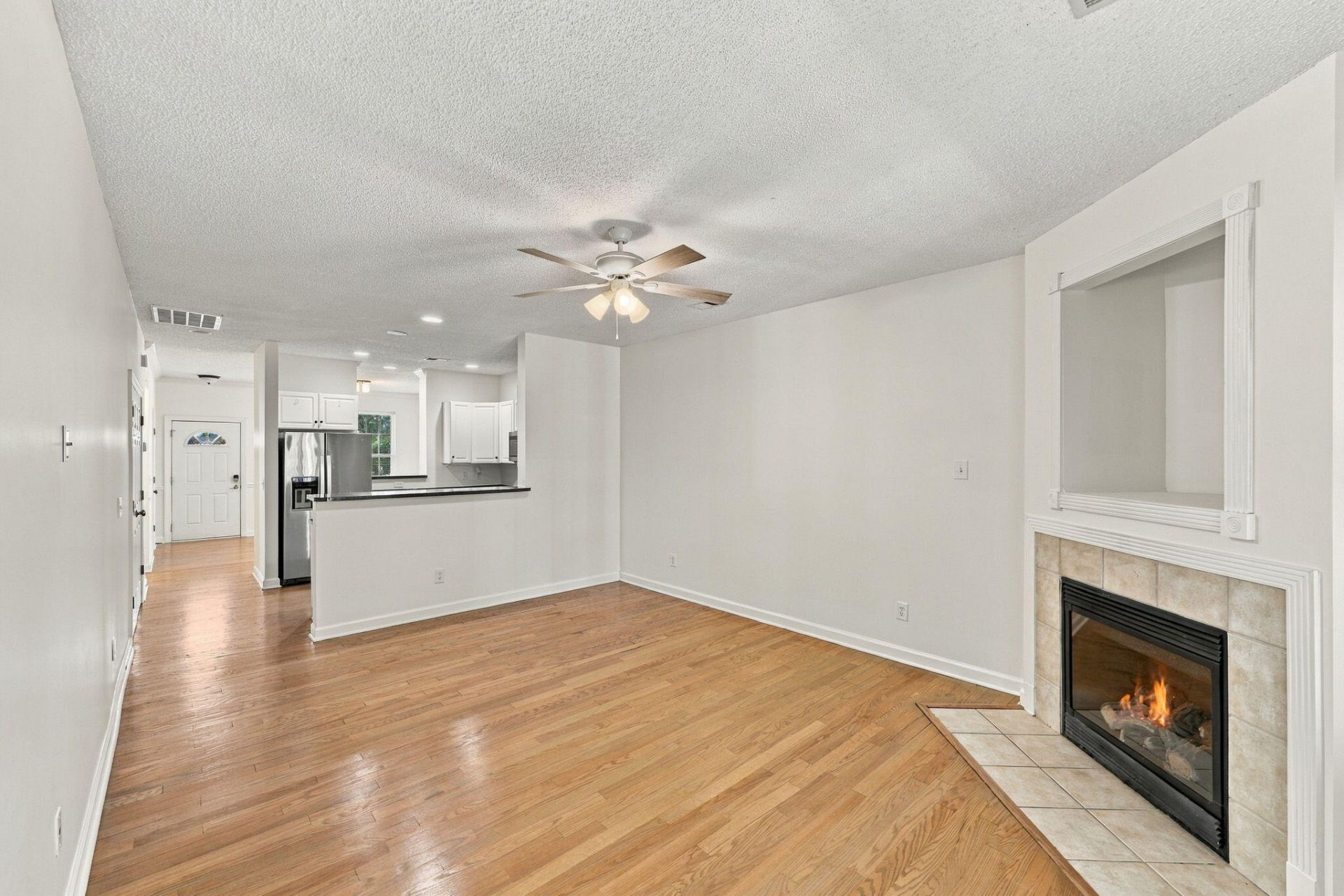 2895 Sweetleaf Lane Photo 8