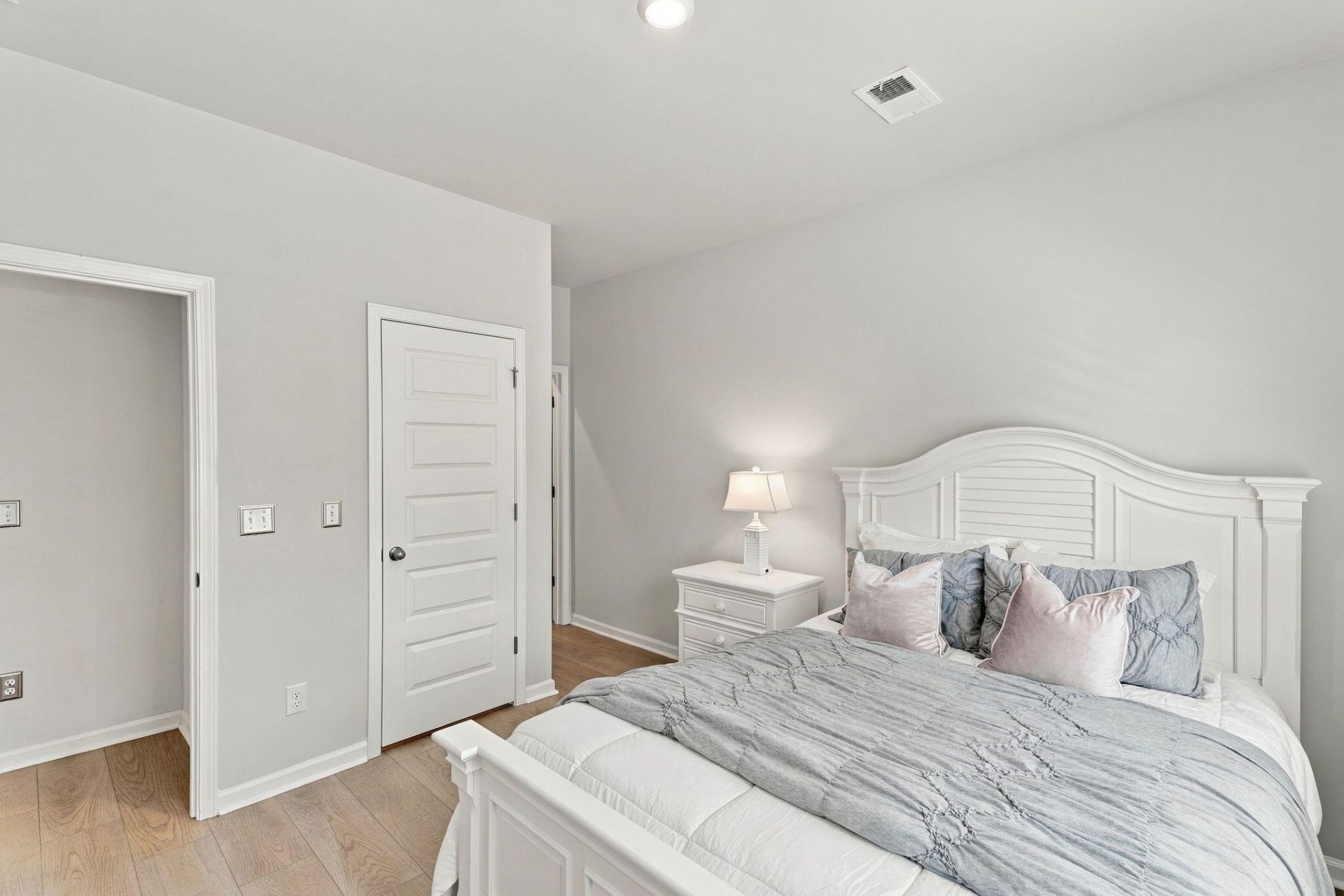 4030 Warmouth Court Photo 16