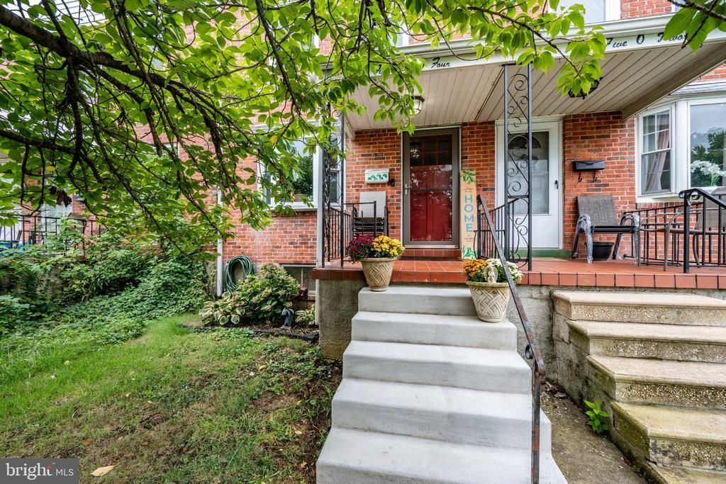 5504 DOLORES AVENUE, HALETHORPE, MD 21227