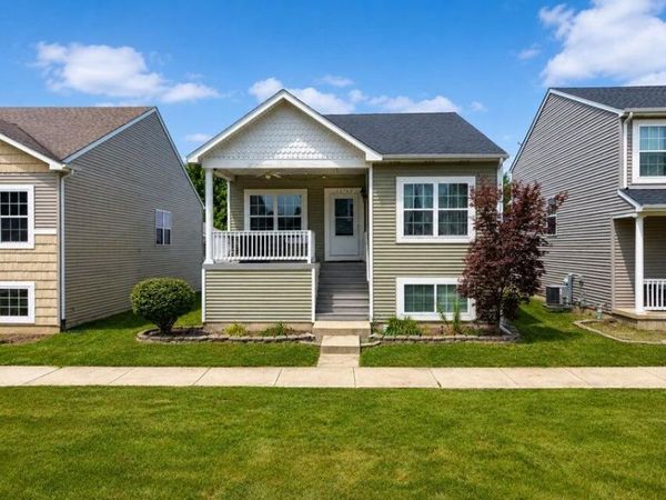 12769 Ellsworth Street, Crown Point, IN 46307