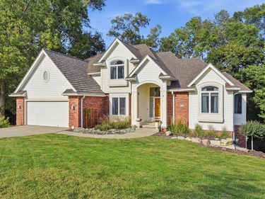 314 GOLDEN OAKS Drive, COUNCIL BLUFFS, IA 51503