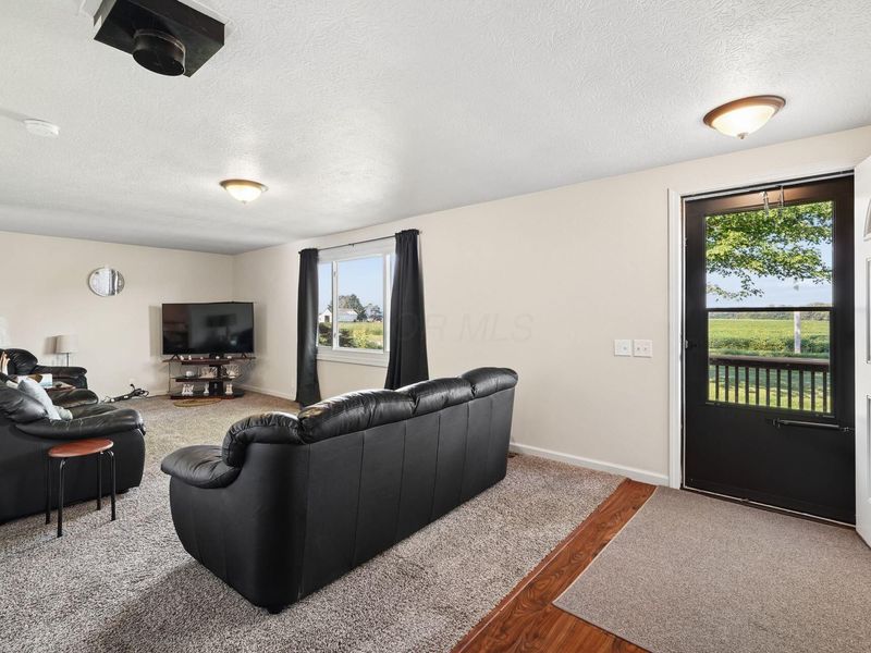 9730 Lake Road NE, Millersport, OH 43046 Photo 4