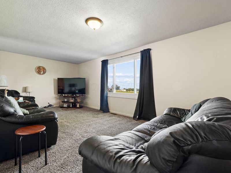 9730 Lake Road NE, Millersport, OH 43046 Photo 5