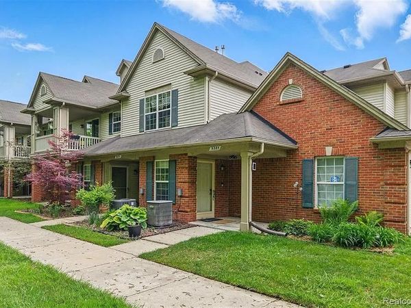 9460 Nature View Lane , Ypsilanti Township, Mi 48197