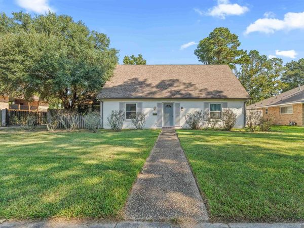 12335 Buckingham Ave, Baton Rouge, LA 70815