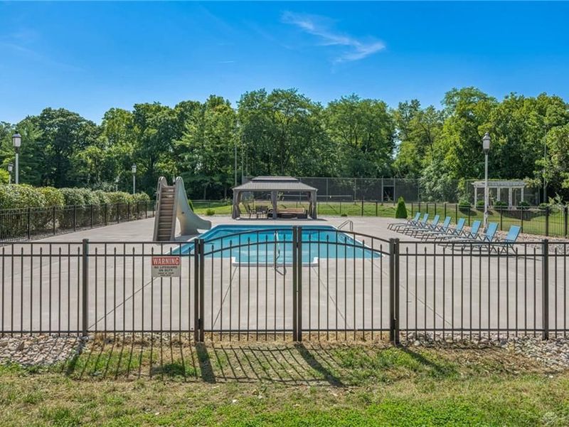 3500 Governors Trail, Kettering, OH 45409 Photo 4