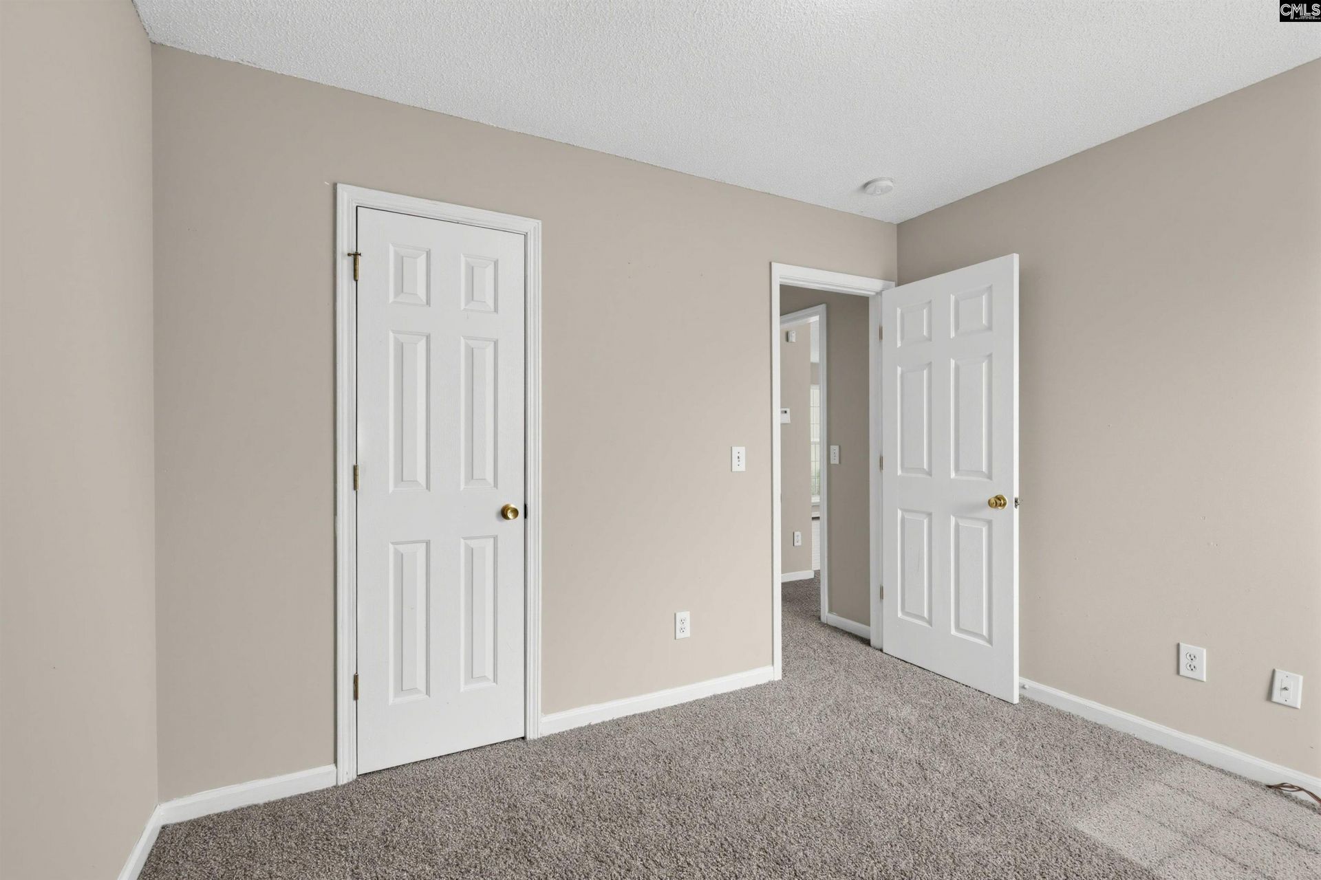 2 Kingstree Court  Photo 18