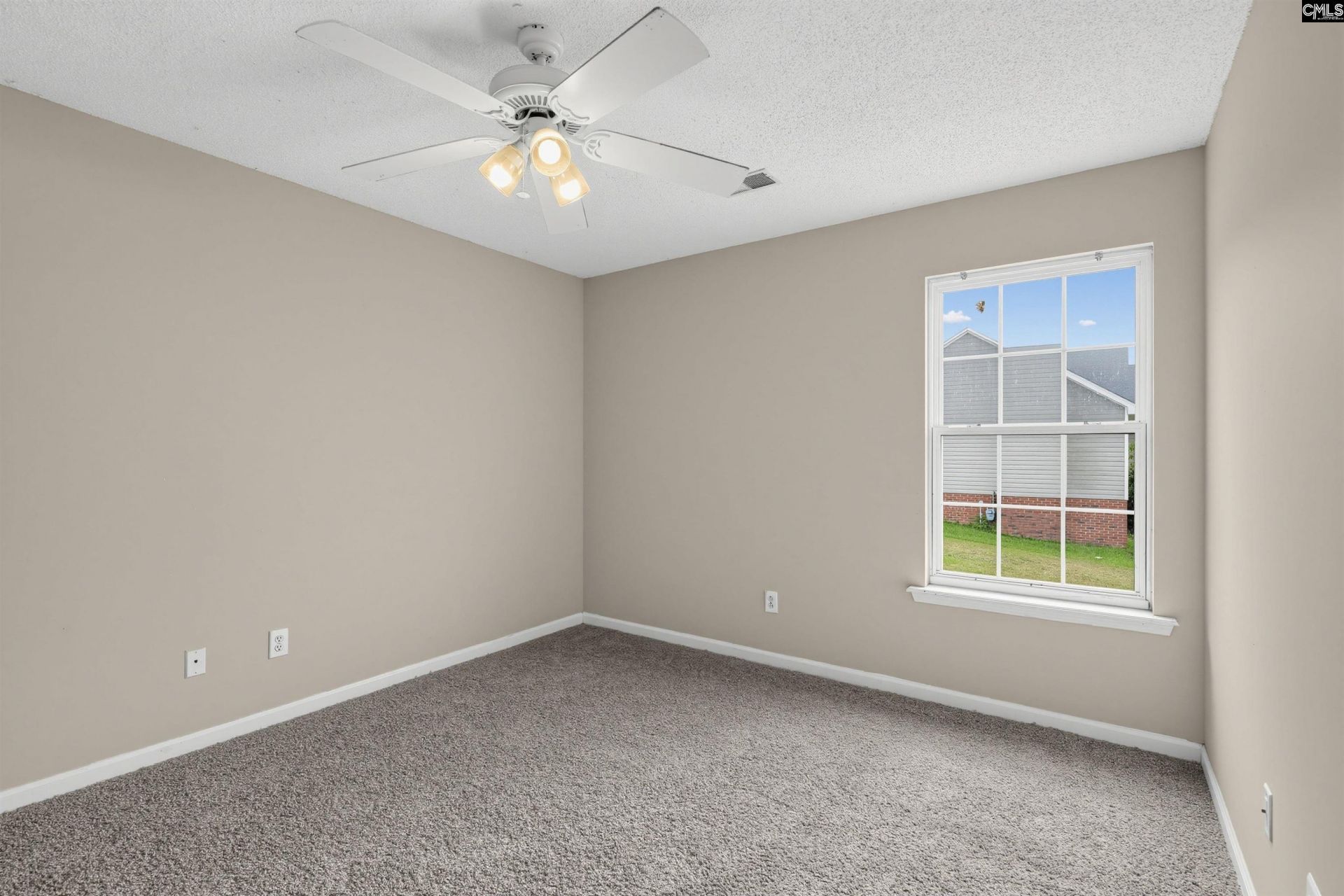 2 Kingstree Court  Photo 23