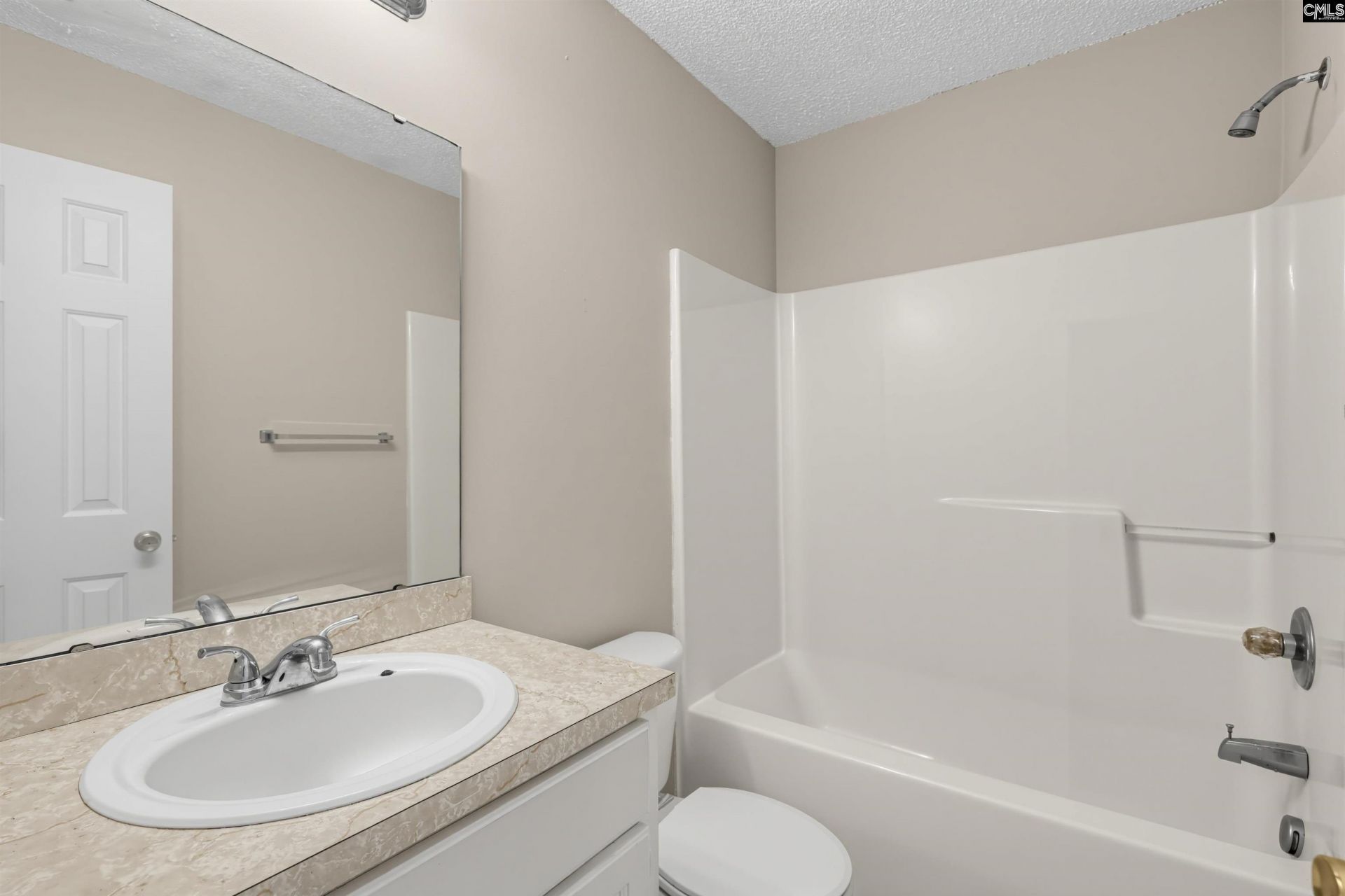 2 Kingstree Court  Photo 24