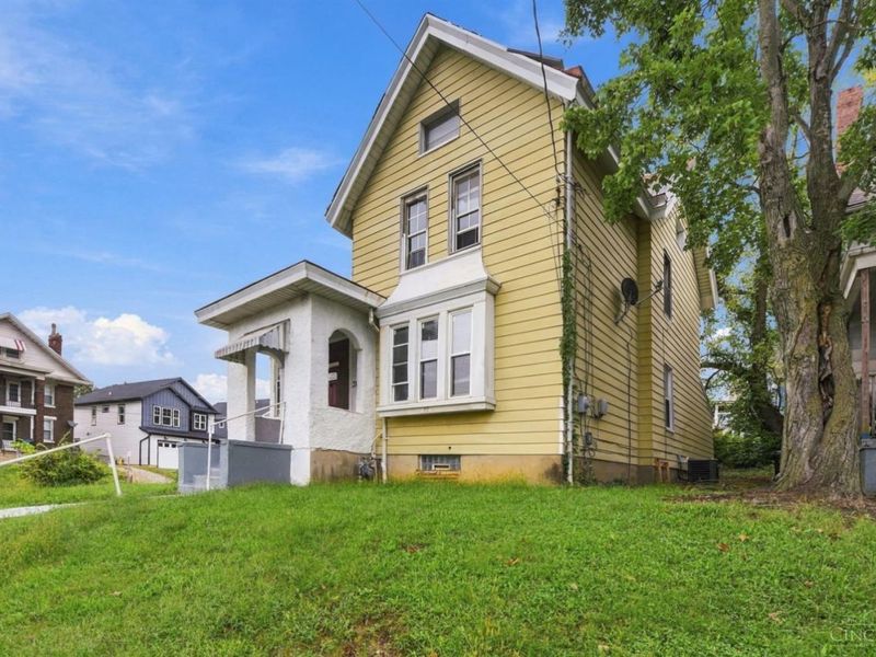 3144 Durrell Avenue, Cincinnati, OH 45207 Photo 3