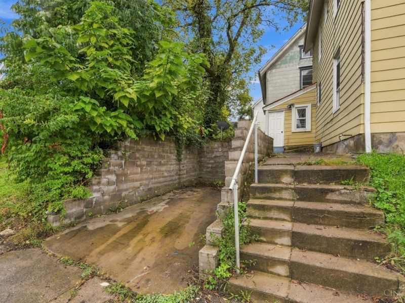 3144 Durrell Avenue, Cincinnati, OH 45207 Photo 35