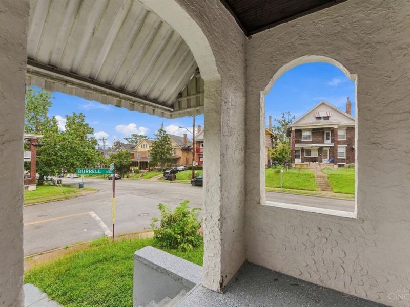 3144 Durrell Avenue, Cincinnati, OH 45207 Photo 6