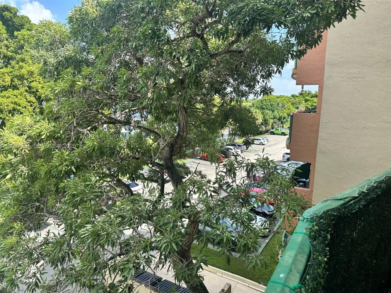 9360 Fontainebleau Blvd, Unit 410, Miami, FL 33172 Photo