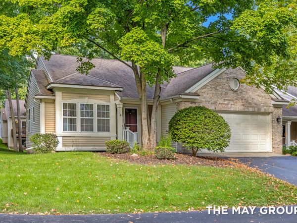 3841 Old Elm Drive SE, Kentwood, MI 49512