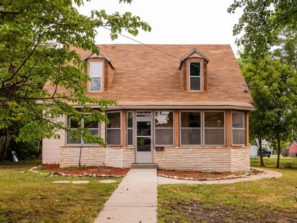 440 E Park Street, Duquoin, IL 62832