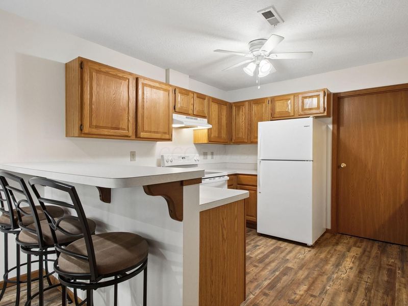 7831 Farmsbury Drive, Reynoldsburg, OH 43068 Photo 12