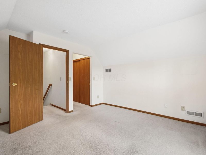 7831 Farmsbury Drive, Reynoldsburg, OH 43068 Photo 27