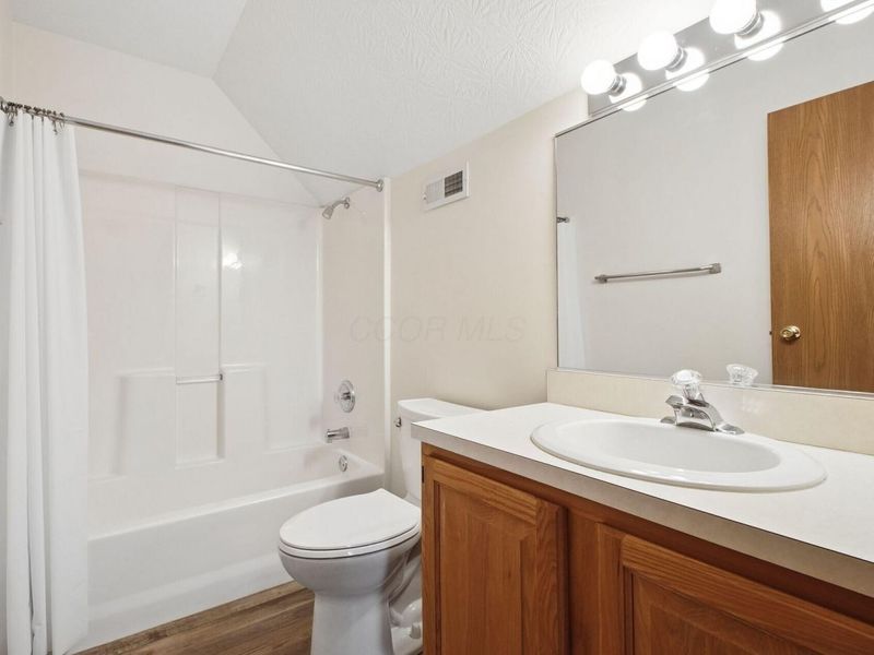 7831 Farmsbury Drive, Reynoldsburg, OH 43068 Photo 29