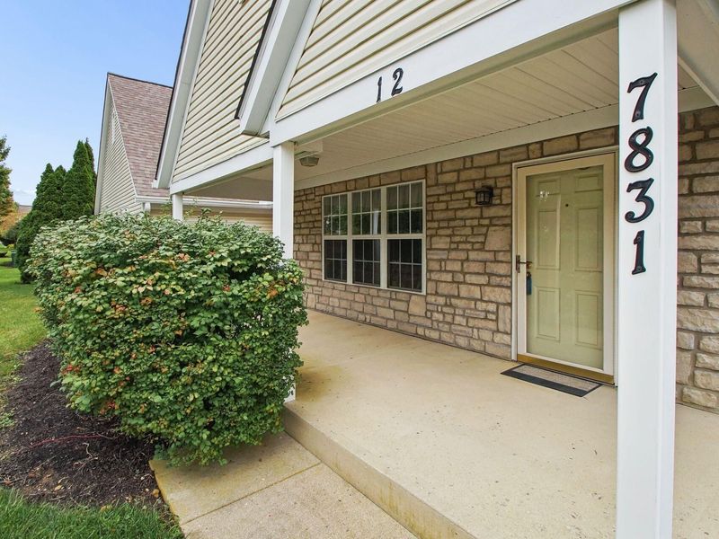 7831 Farmsbury Drive, Reynoldsburg, OH 43068 Photo 3