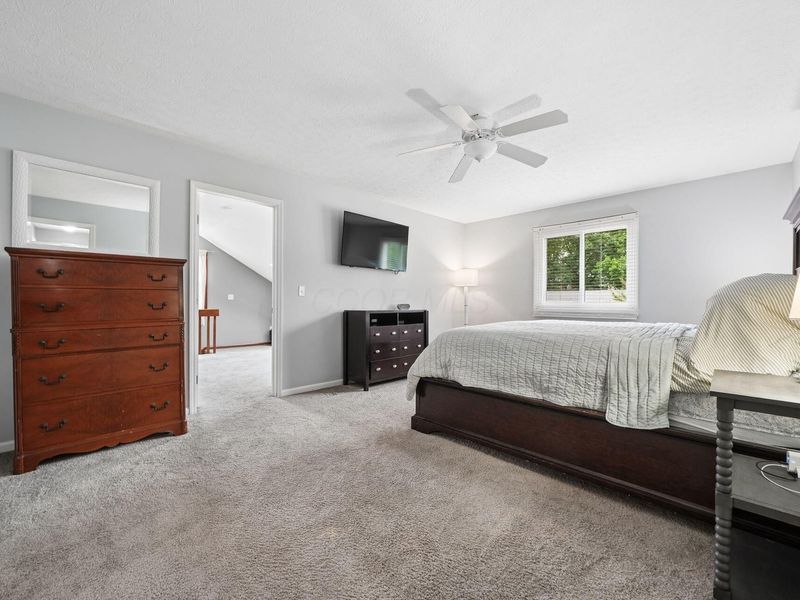 5194 Longrifle Road , Westerville, OH 43081 Photo 17