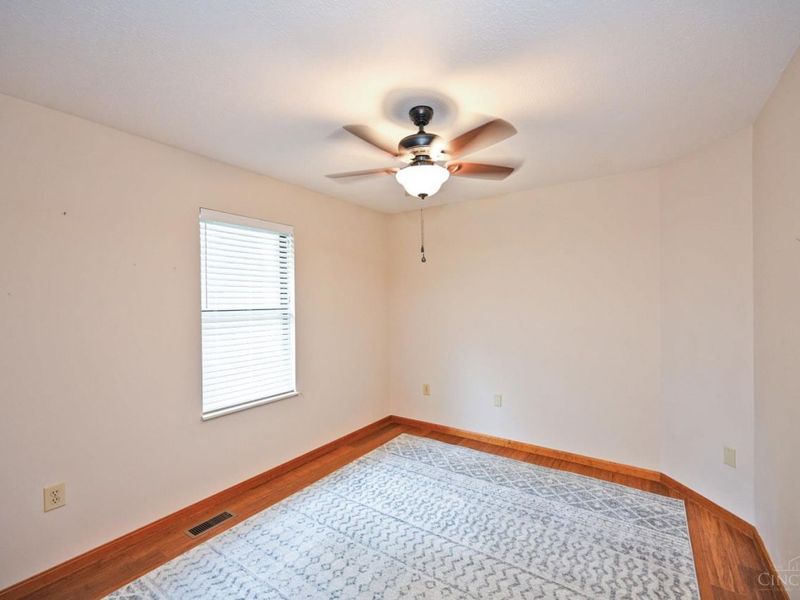201 Centerbury Court, Cincinnati, OH 45246 Photo 19