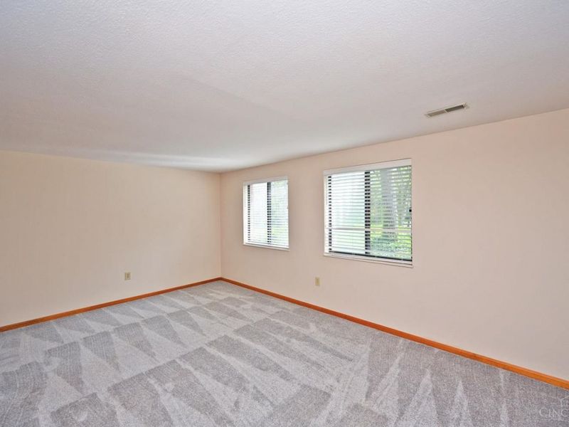 201 Centerbury Court, Cincinnati, OH 45246 Photo 25