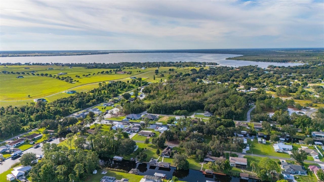 3011 Waterway Drive, Lake Placid, FL 33852 Photo