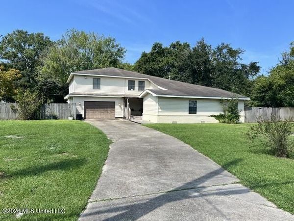 3505 Eden Street, Pascagoula, MS 39581