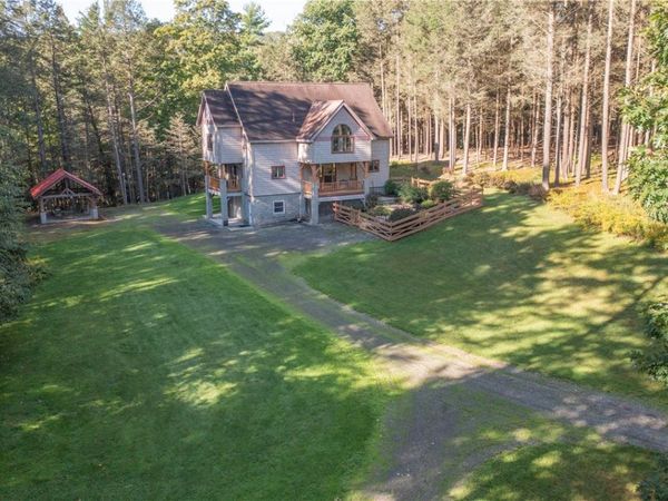 7223 Clement Road , Naples, NY 14512
