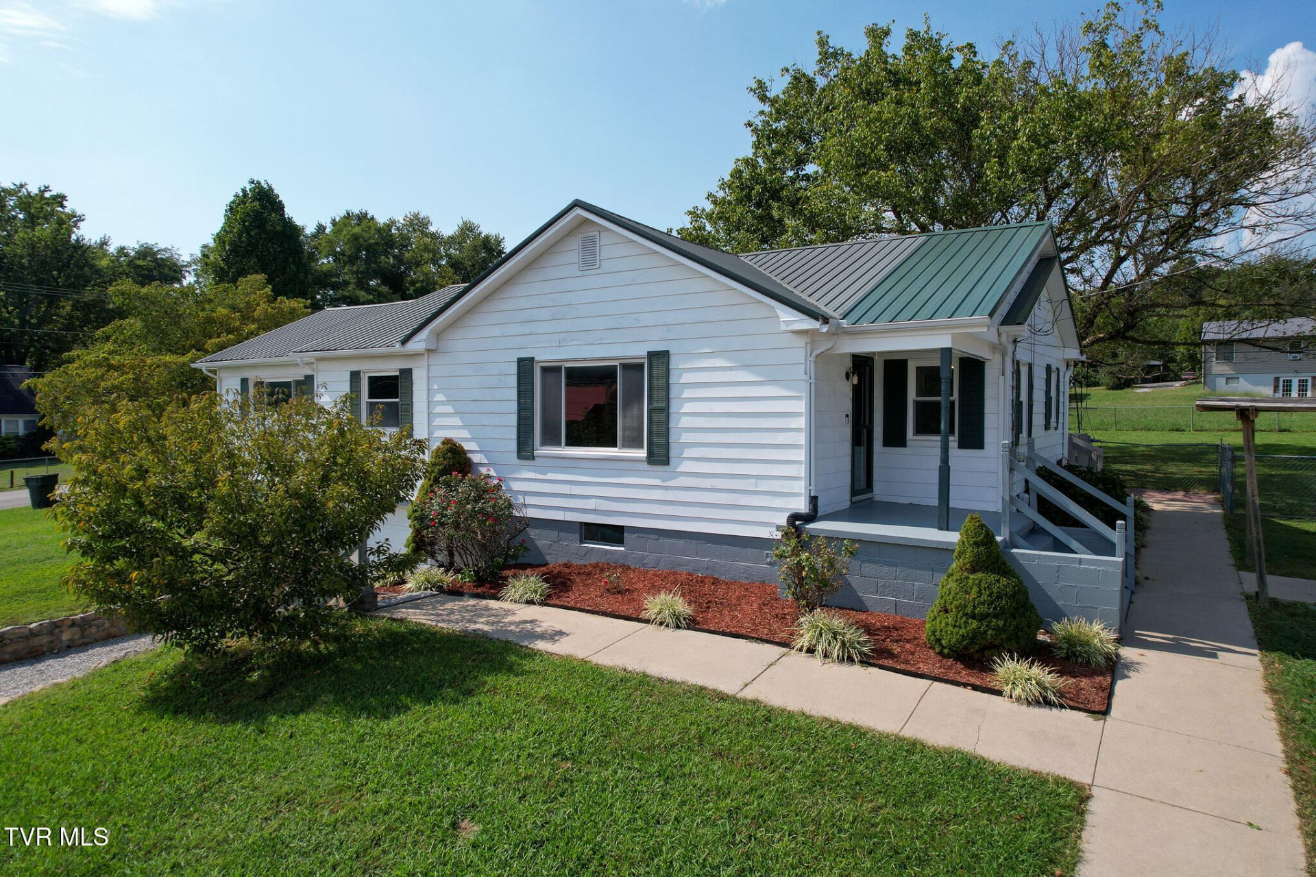301 Cherry Street, Greeneville, TN 37745 Main Photo