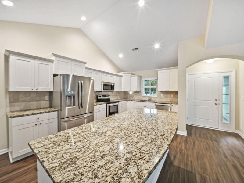 631 Woods Edge Lane , Newark, OH 43055 Photo 10