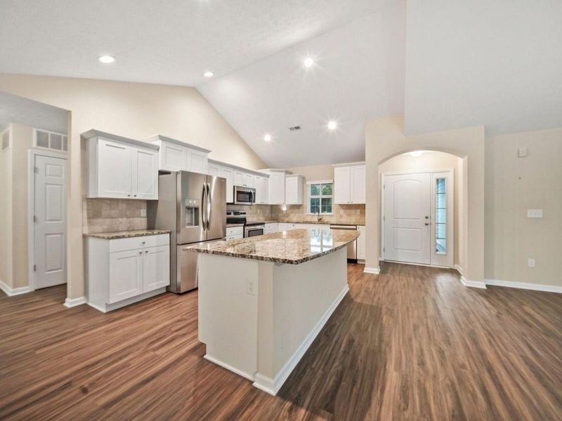 631 Woods Edge Lane , Newark, OH 43055 Photo 19
