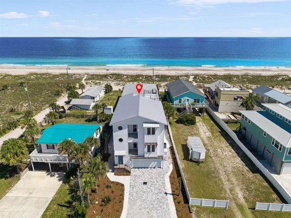 1132 N FLETCHER Avenue, Fernandina Beach, FL 32034