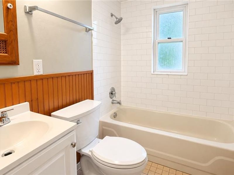 5060 Lauderdale Drive, Moraine, OH 45439 Photo 10