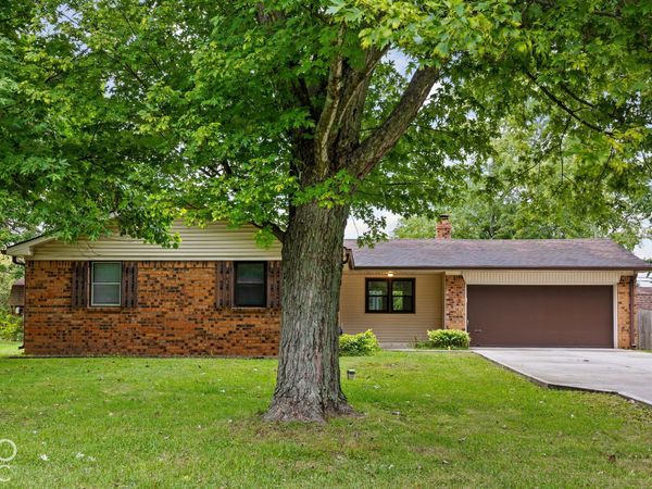 1648 N Avon Avenue , Avon, IN 46123