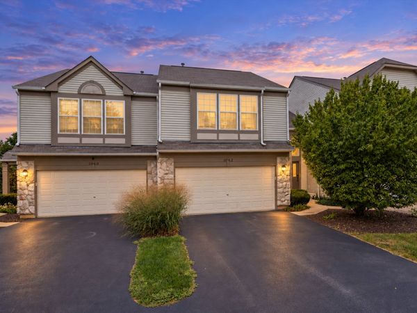 1062 Stamford Court , Aurora, IL 60502