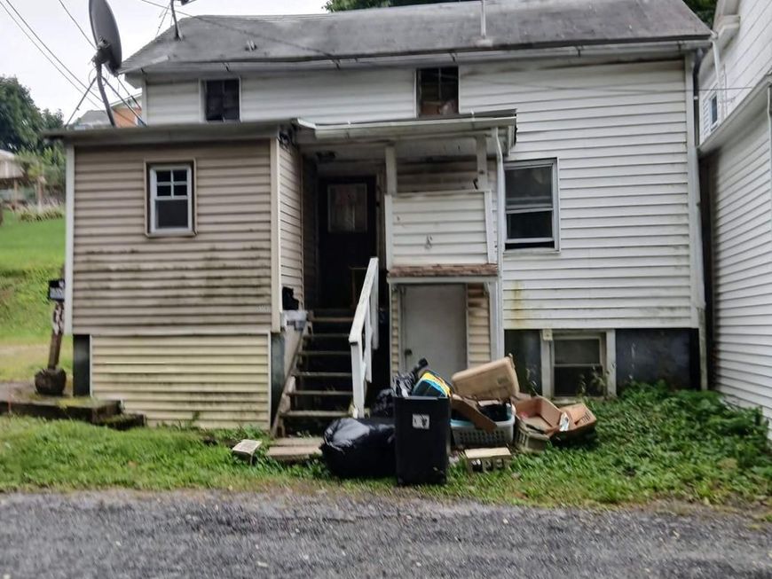 308 E Elm Street, Tamaqua, PA 18252 Main Photo