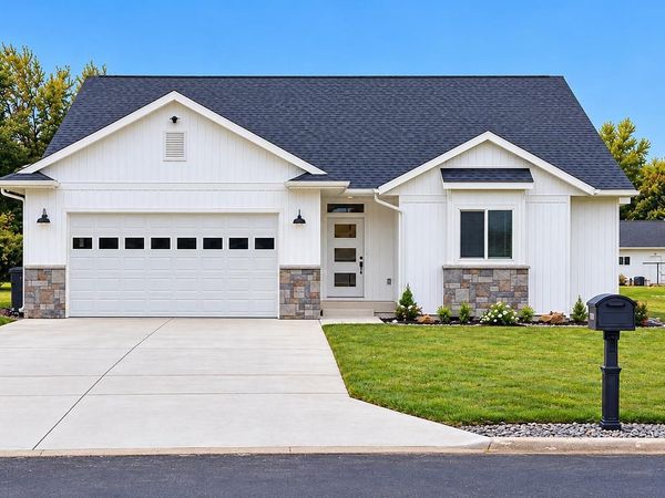 1030 MICHELE COURT, Port Edwards, WI 54469