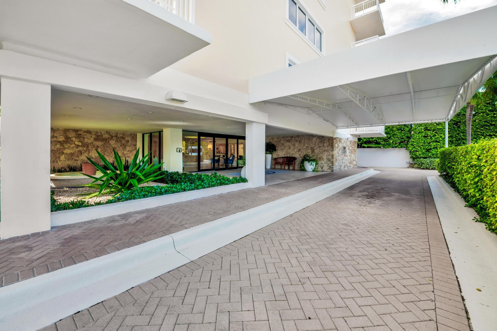 250 Bradley Place, Unit 504, Palm Beach, FL 33480 Photo