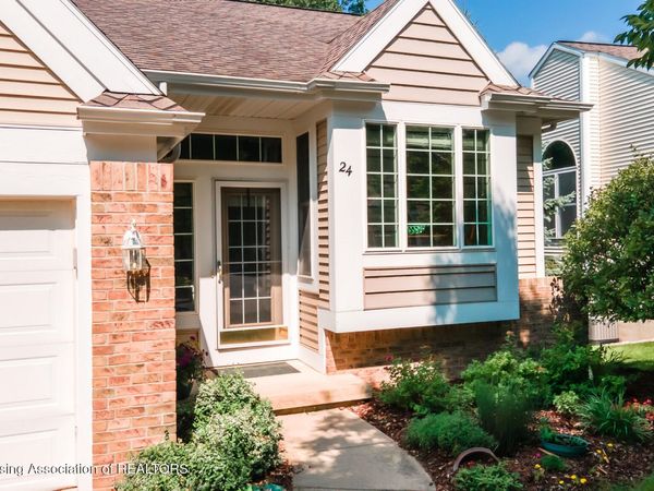 24 Aviemore Drive, Mason, MI 48854