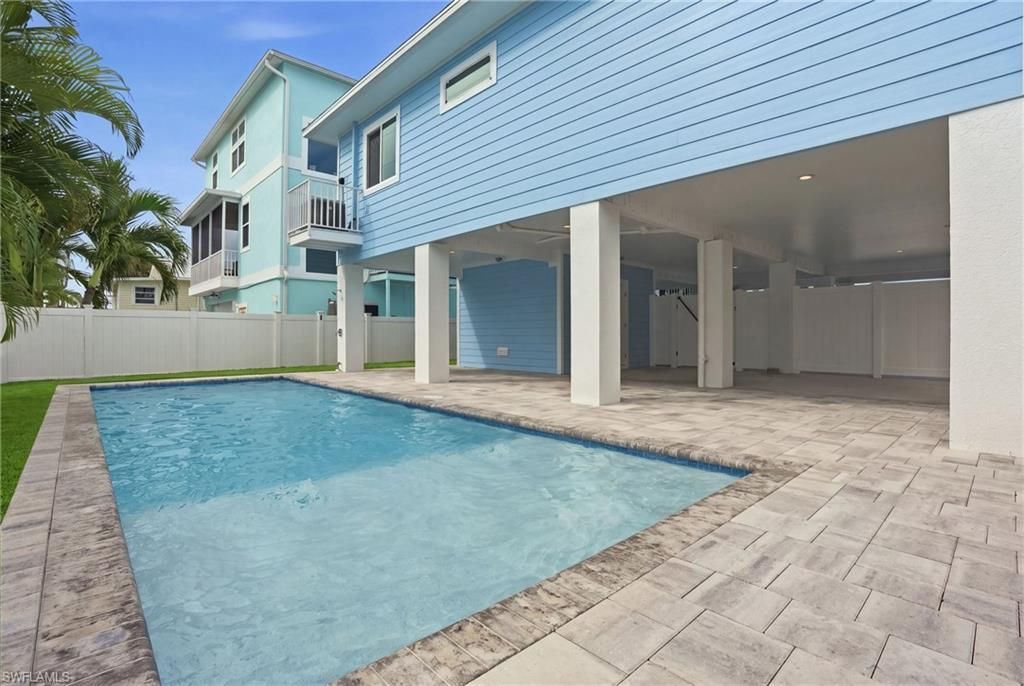 250 Pearl St , Fort Myers Beach, FL 33931 Photo