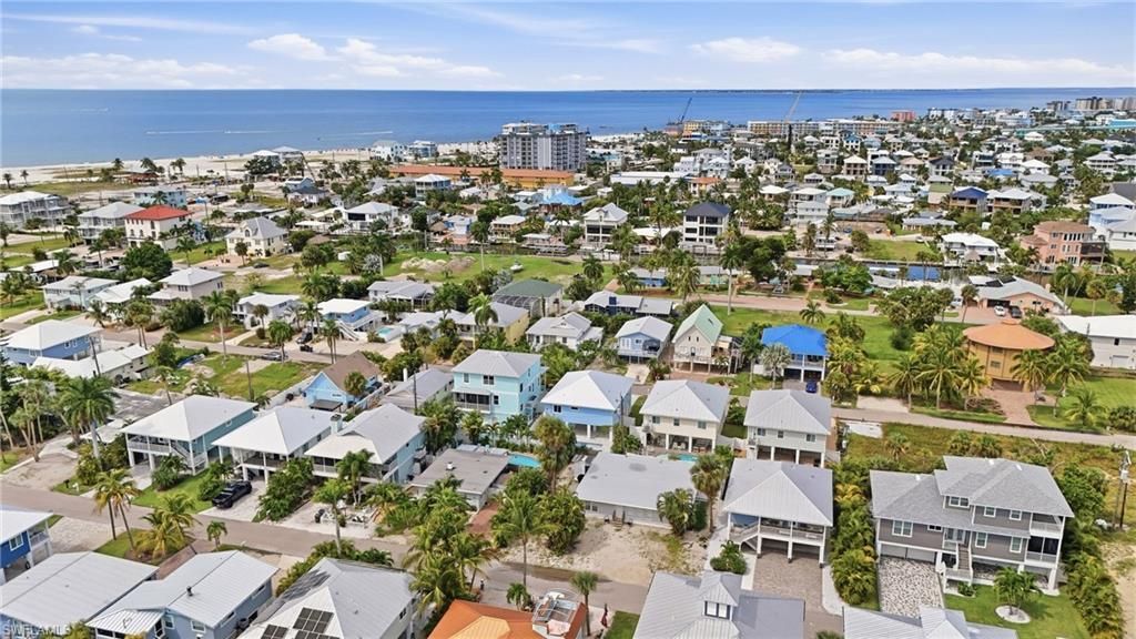 250 Pearl St , Fort Myers Beach, FL 33931 Photo
