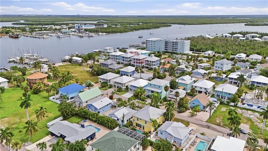 250 Pearl St , Fort Myers Beach, FL 33931 Photo