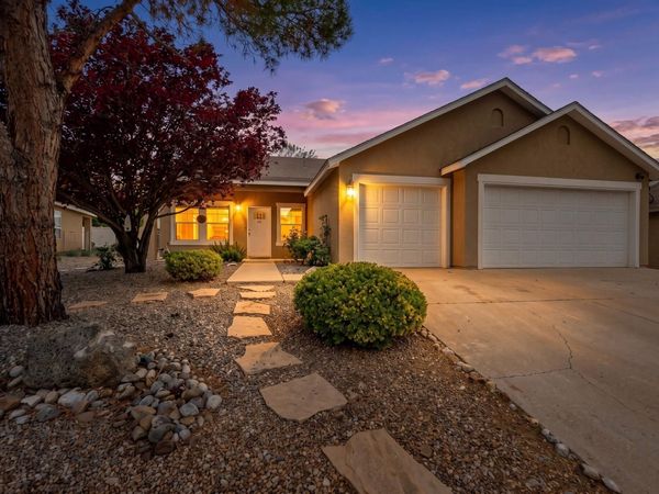 10471 Calle Cordoba NW, Albuquerque, NM 87114